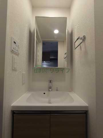 洗面設備　別部屋の参考写真です。