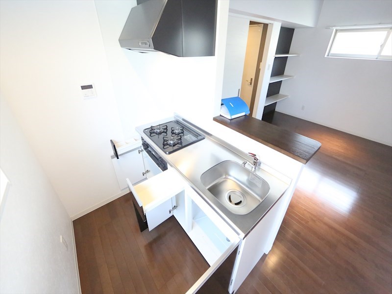 キッチン　システムキッチン（ガス3口コンログリル付）カウンターキッチン