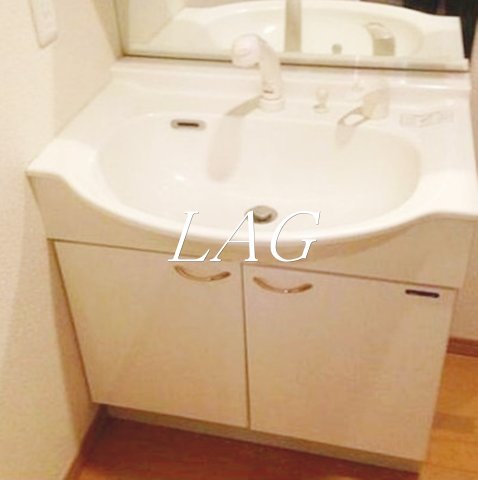 洗面設備　独立洗面台です。