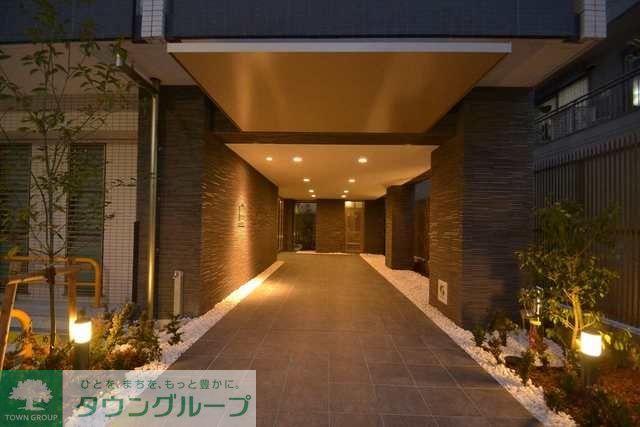 エントランス　エントランス