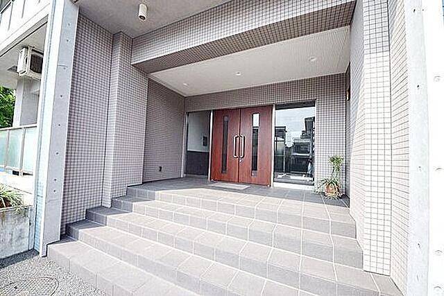 エントランス　２００７年築