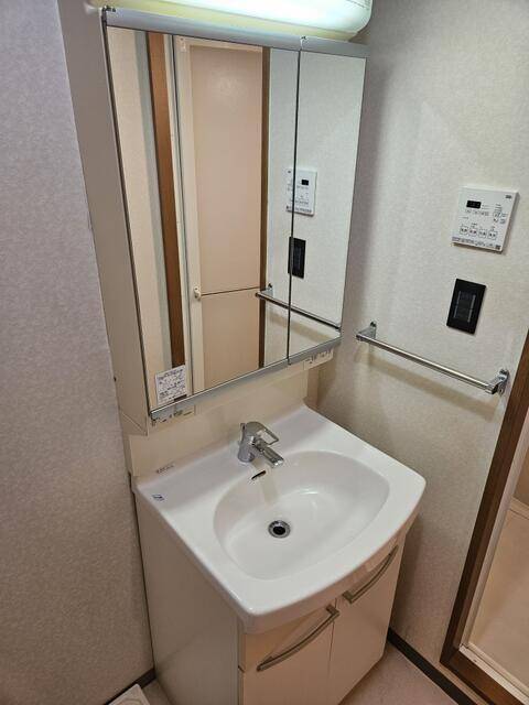 洗面設備　洗面化粧台