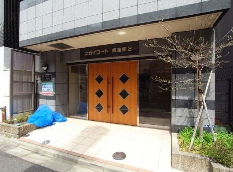 エントランス　★シンプルながらも上品な雰囲気のエントランス★