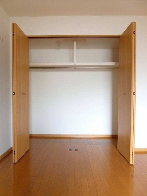 収納　図面と現状に相違がある場合には現状を優先