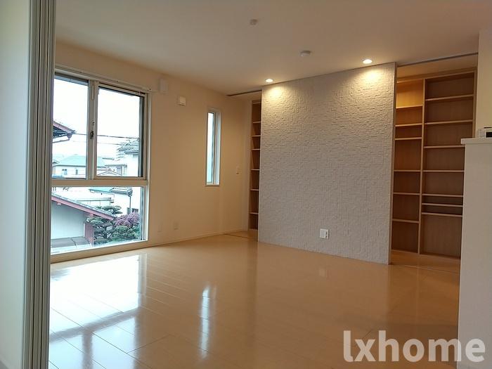 居室・リビング　こちらの居間で趣味の時間をお楽しみください