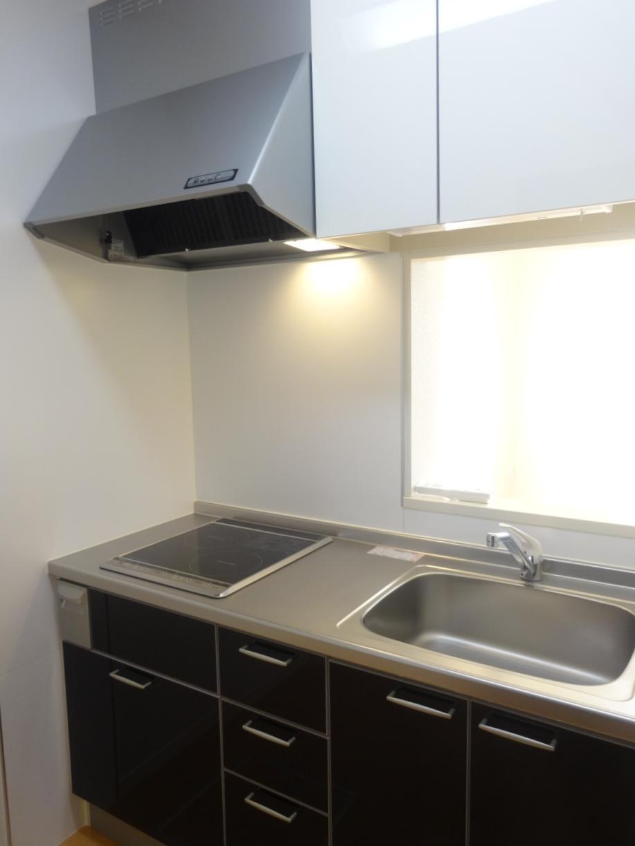 キッチン　キッチン（同タイプ）