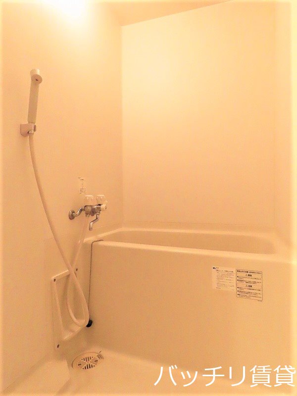 バス・シャワールーム　画像はイメージの為、色や間取りが異なる場合があります。その場