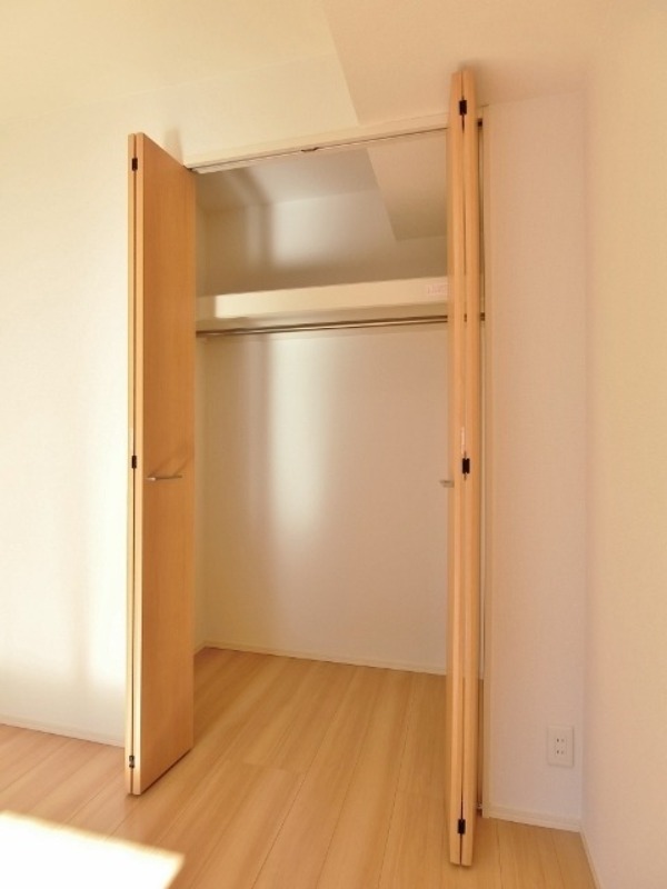 収納　図面と現状に相違がある場合には現状を優先