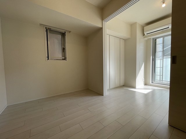 居室・リビング　ゆったり過ごせる居間です