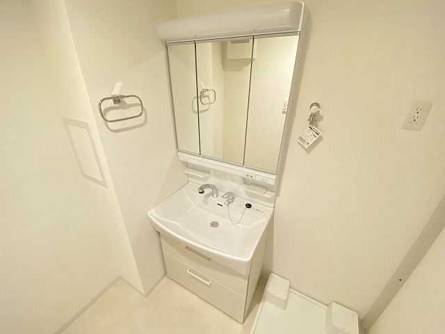 洗面設備　忙しい朝には欠かせない洗面所です