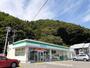 コンビニ　ファミリーマート　茅野本町東店（コンビニ）まで600m