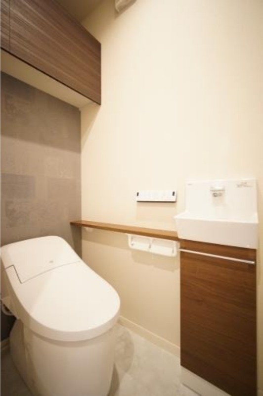 トイレ　図面と現状に相違がある場合には現状を優先