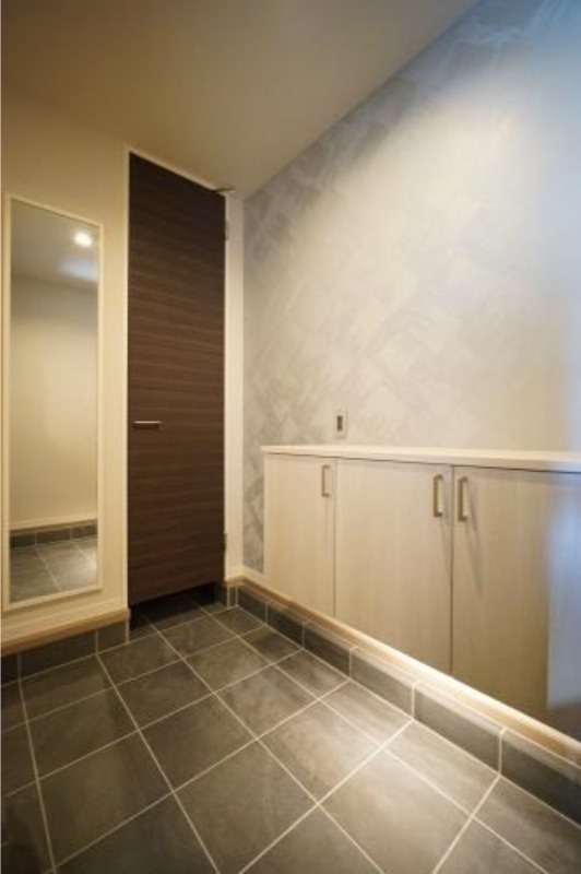 玄関　図面と現状に相違がある場合には現状を優先