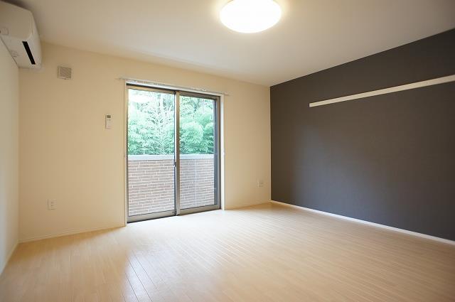 居室・リビング　同施工会社同タイプ