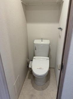 トイレ　別部屋参考写真