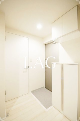 玄関　玄関です。