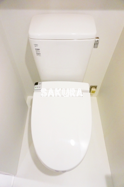 トイレ　落ち着いた色調のトイレです♪