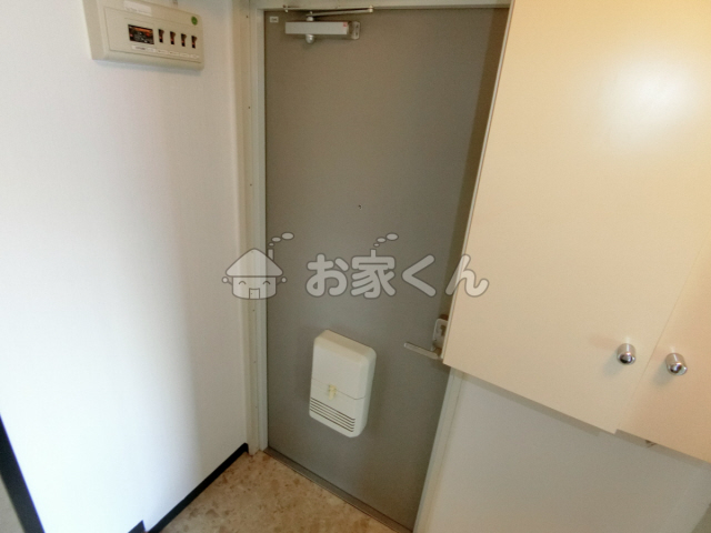 玄関　シューズボックス付玄関