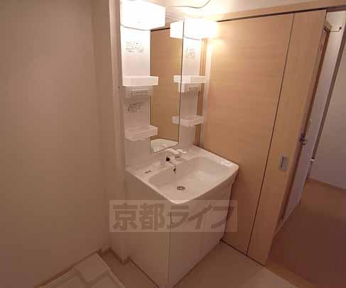 その他設備　独立洗面台です！