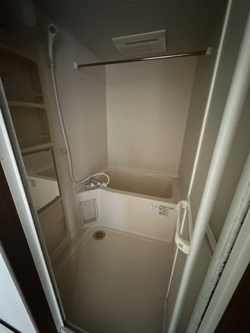 バス・シャワールーム　きれいなお風呂です♪