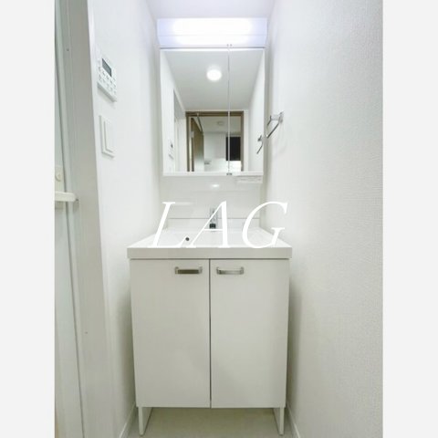 洗面設備　洗面台です。