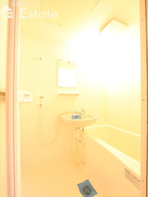 バス・シャワールーム　バスルーム