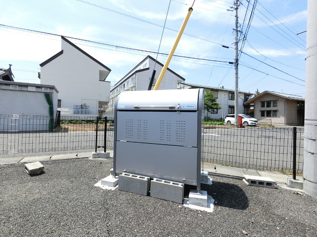 その他共有部分　【入居者様専用ゴミ庫】ゴミ捨ても楽々です♪