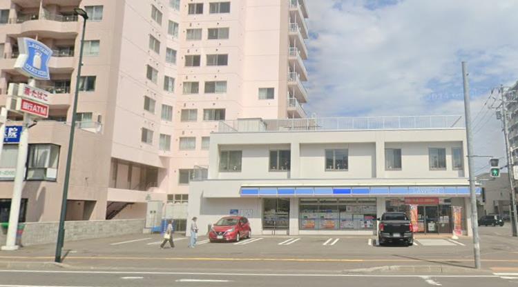 コンビニ　ローソン札幌北5条西十九丁目店（コンビニ）まで87m