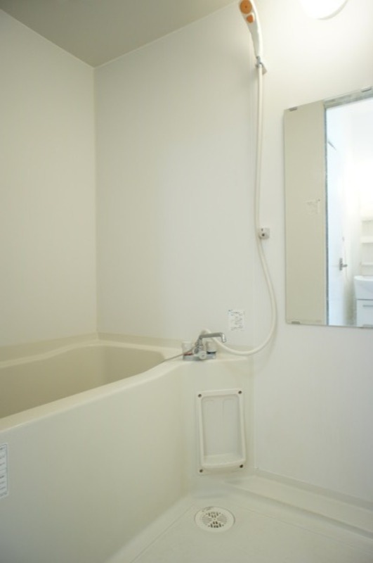 バス・シャワールーム　図面と現状に相違がある場合には現状を優先