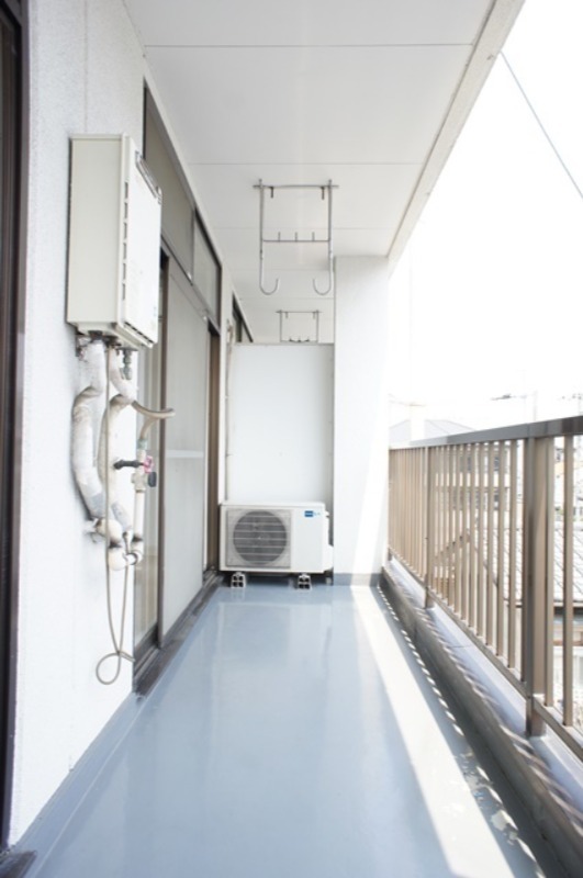 バルコニー　図面と現状に相違がある場合には現状を優先