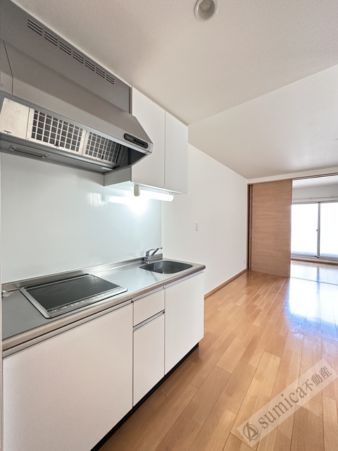 キッチン　扱いやすいＩＨ２口コンロ完備♪