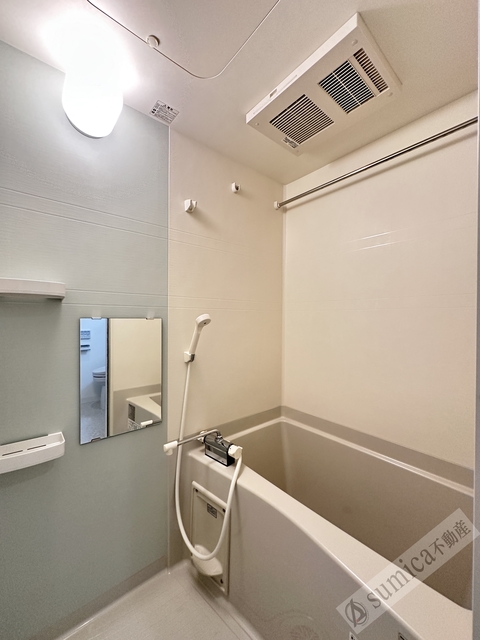 バス・シャワールーム　雨の日も安心な浴室乾燥機