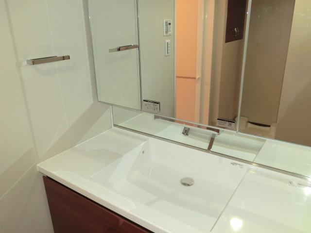 洗面設備　同間取り別号室