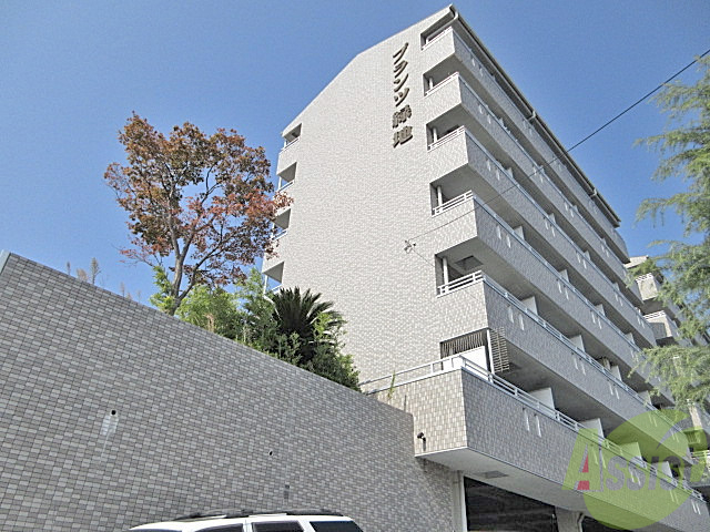 建物外観　吹田市春日【プランツ緑地】