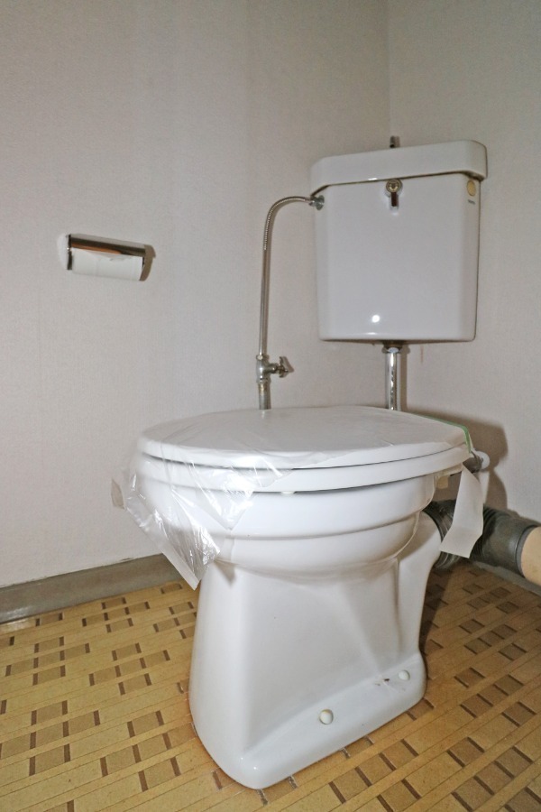 トイレ　トイレ