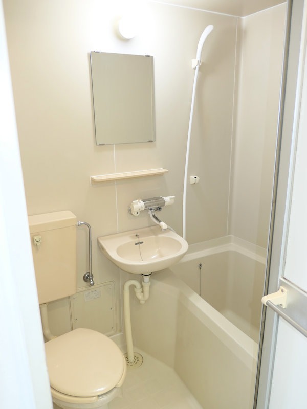 バス・シャワールーム　清潔感のあるユニットバス・トイレ☆