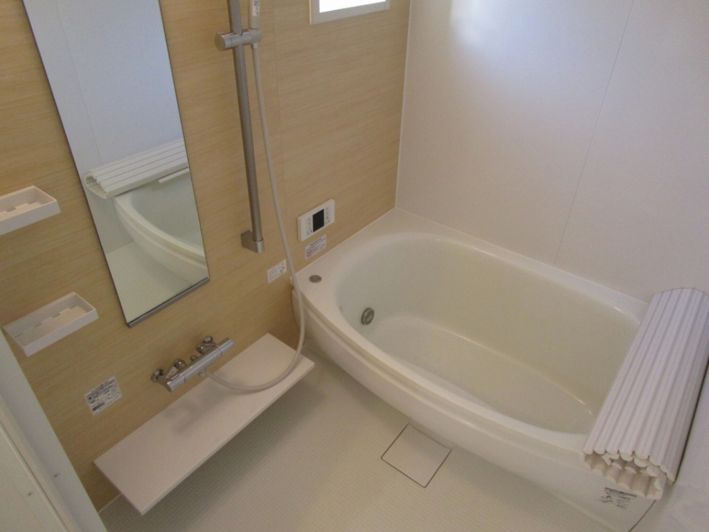 バス・シャワールーム　浴室