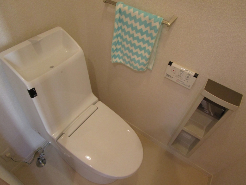 トイレ　トイレ