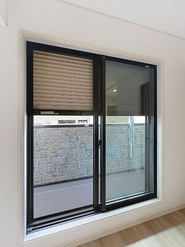 セキュリティ　防犯シャッター