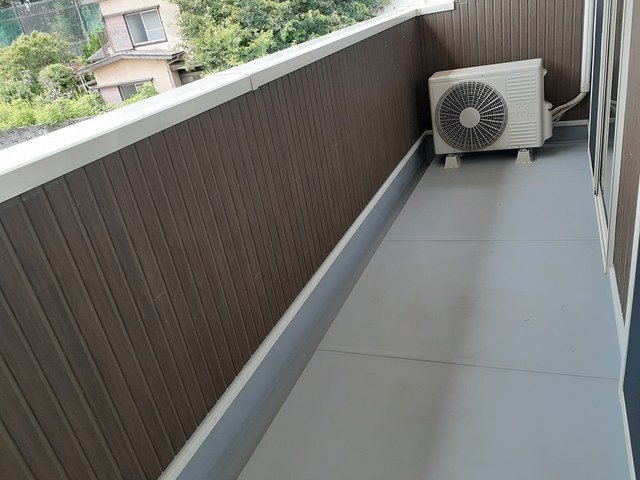 バルコニー　落ち着いた時間を過ごせるバルコニーです