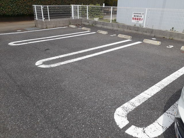 駐車場　駐車スペースもあります