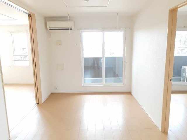 居室・リビング　使いやすい居間です