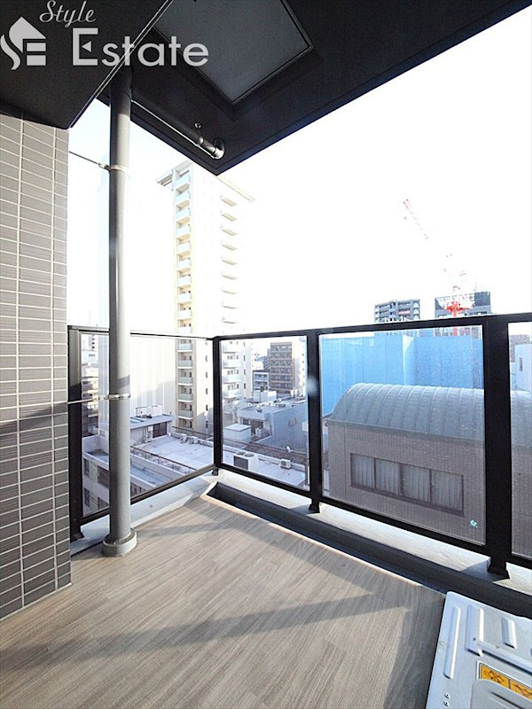 バルコニー　バルコニー