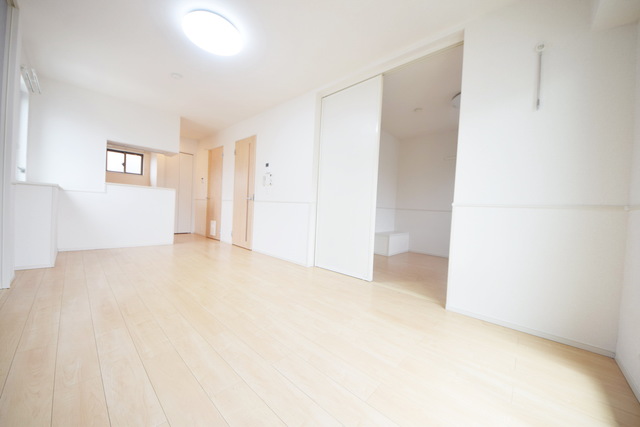 居室・リビング　～広々お部屋で気持ちいい～