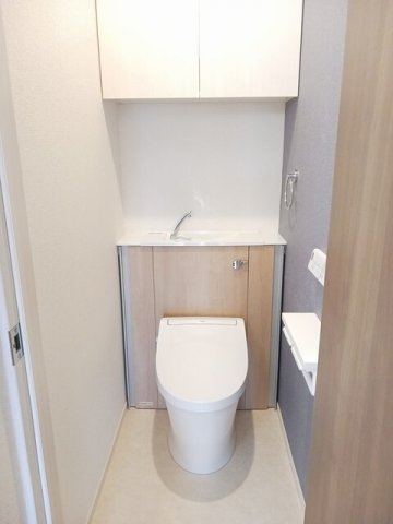 トイレ　落ち着いたトイレです