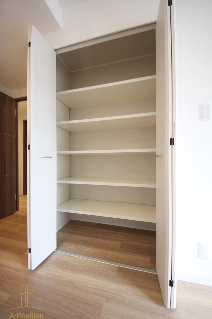 収納　セレーナ・コンフォルト天神橋