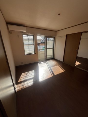 居室・リビング　他号室参照