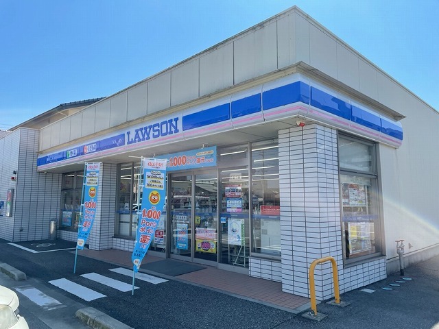 コンビニ　ローソン富山大泉本町２丁目店（コンビニ）まで650m
