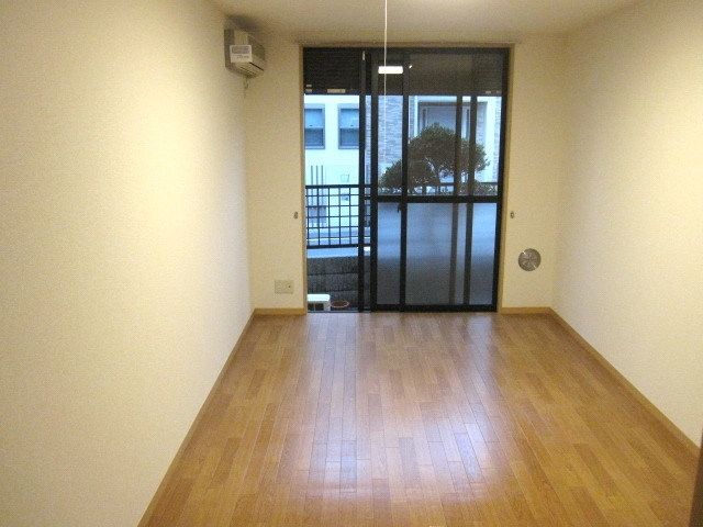 居室・リビング　★広めの居室は7.5帖★