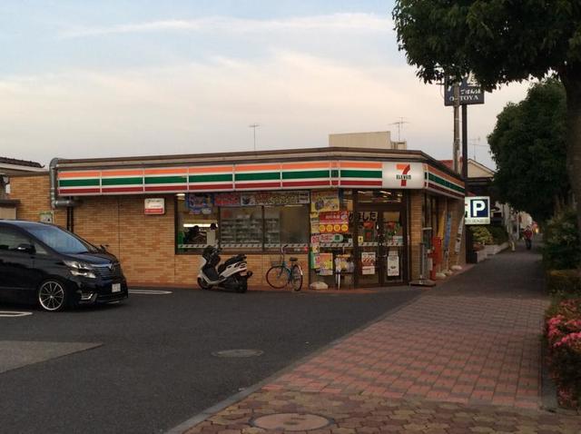 コンビニ　セブンイレブン福生熊川神社前店（コンビニ）まで573m